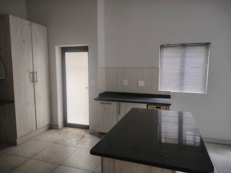 3 Bedroom Property for Sale in Geelhoutpark North West